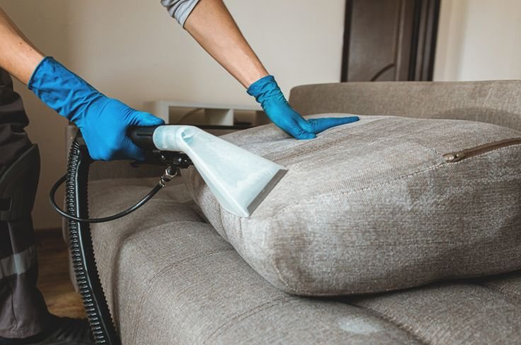 Sofa Cleaning + Shampooing 11 Sofa Seats